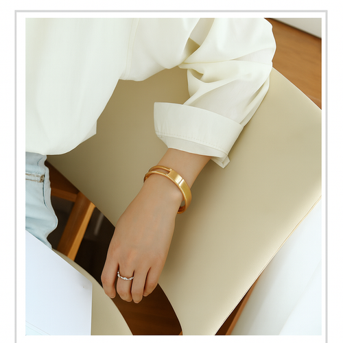 Irregular High-End Personalized Jewelry Alloy Gold Plating Bracelet