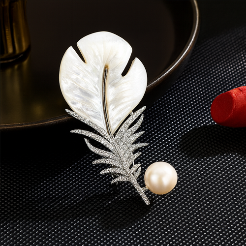 Luxury Freshwater Pearl Feather Brooch — High-End Shell Badge Pin for Women