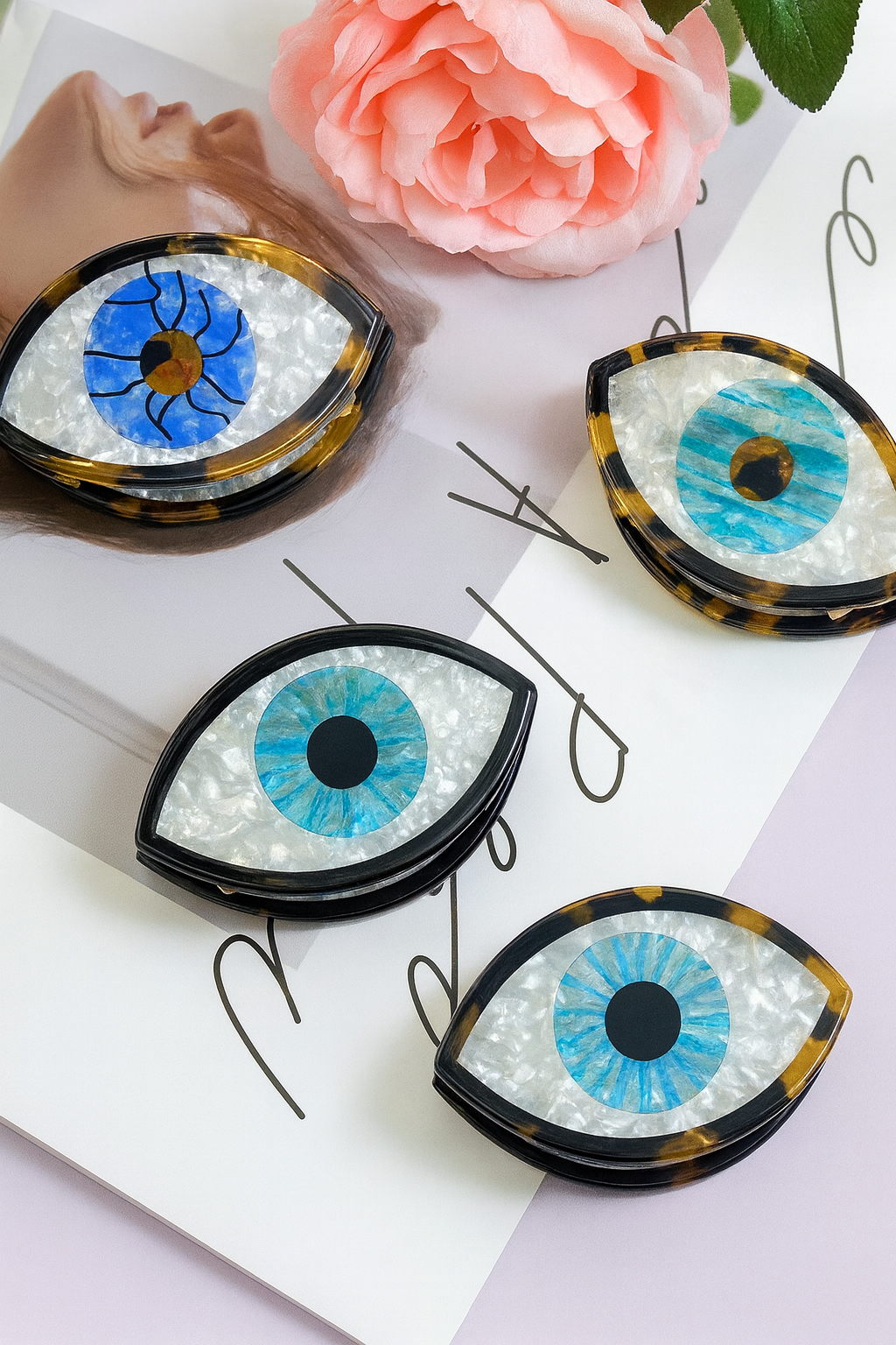 Light Luxury Style Glasses Clip – Korean Style Hair Clip (Plastic)