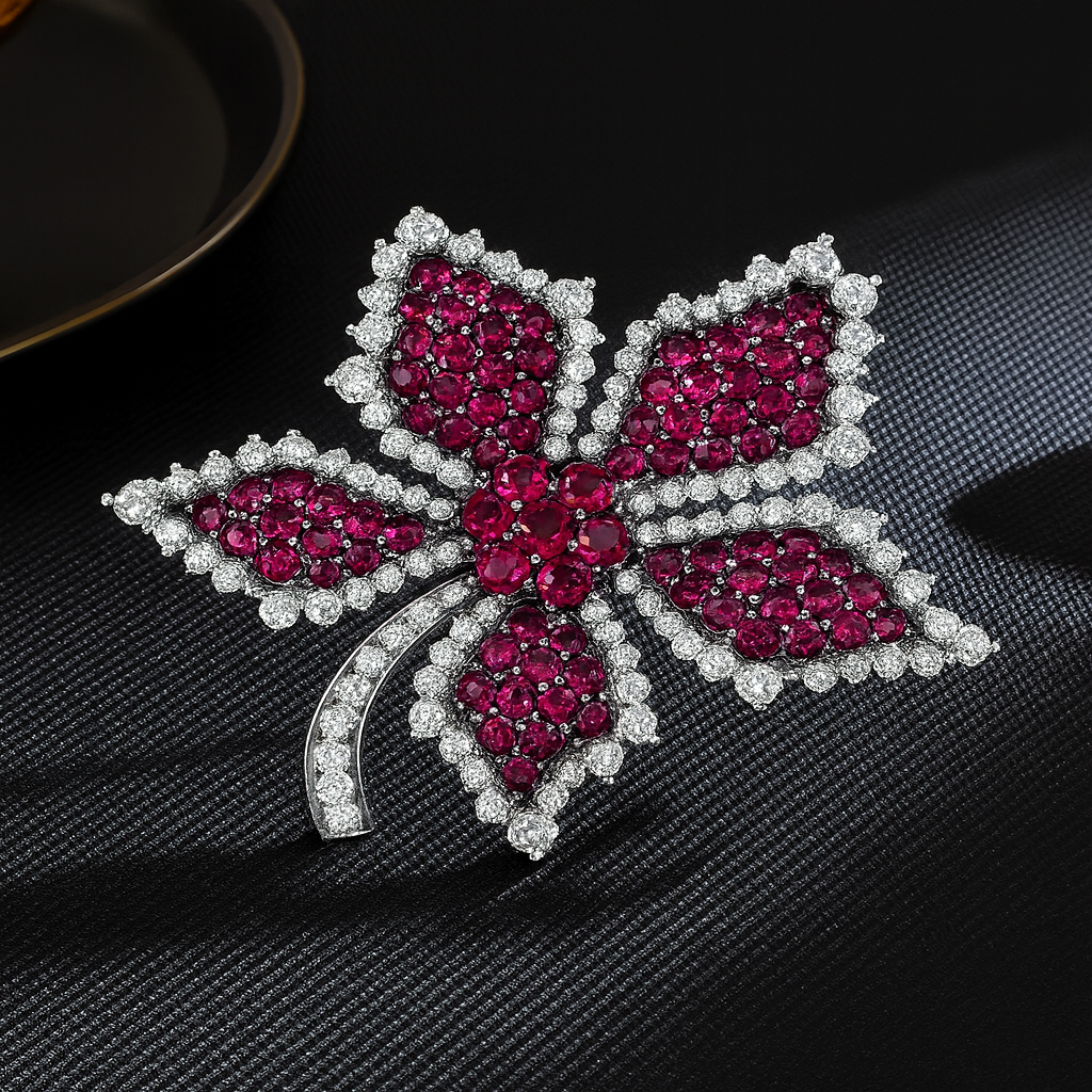 Sparkling Diamond Zircon Maple Leaf Brooch Autumn and Winter Fashion Coat Coat Plant Chest Flower Pin